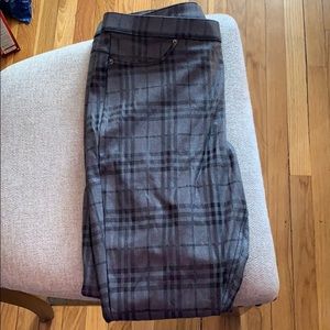 Women’s brand new HUE leggings